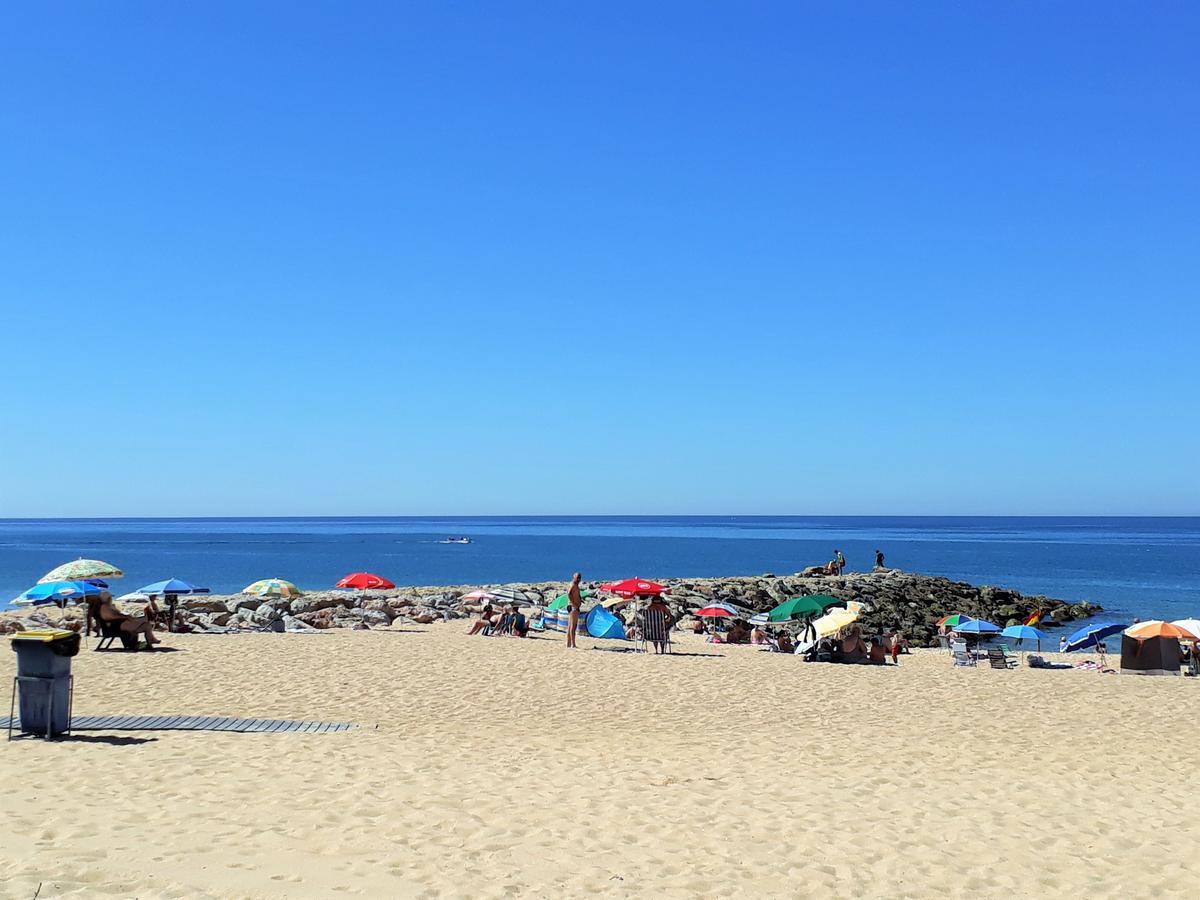 Apartmán T2 Avenida- Frente Mar, Ar-Condicionado, Wifi Quarteira Exteriér fotografie